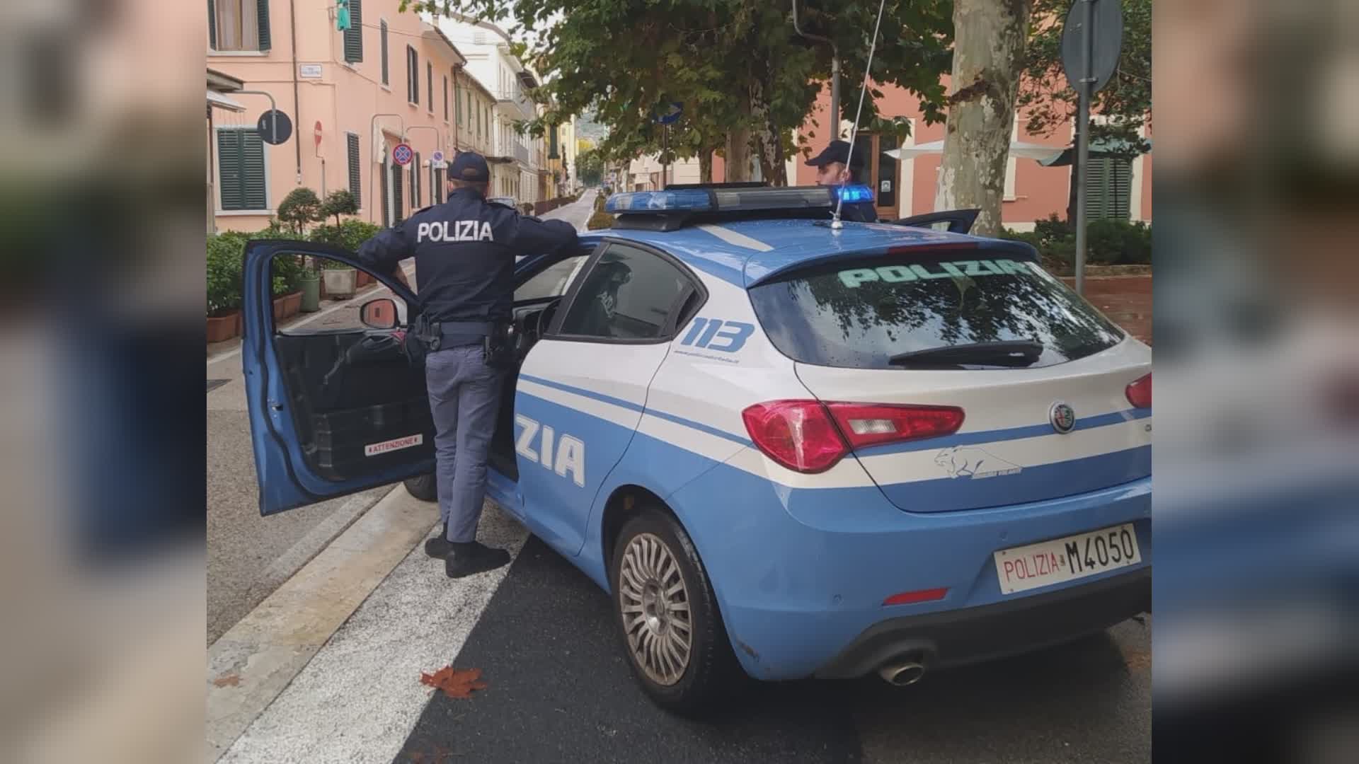 Polizia: controlli in Valdinievole, 3 locali nel mirino