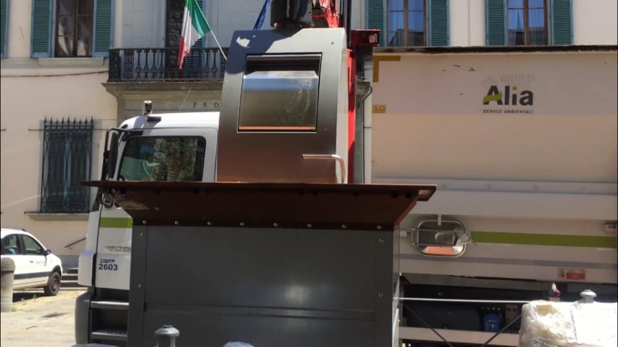 Cassonetti interrati a Pistoia, gli orari per conferire i rifiuti